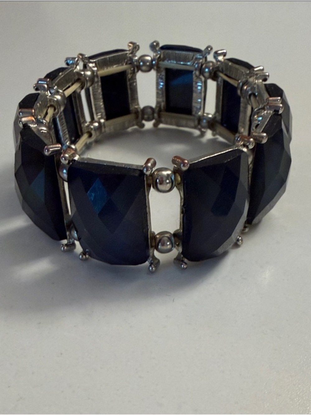 Vintage Faceted Blue Stretch Bracelet with Silver-Tone Settings